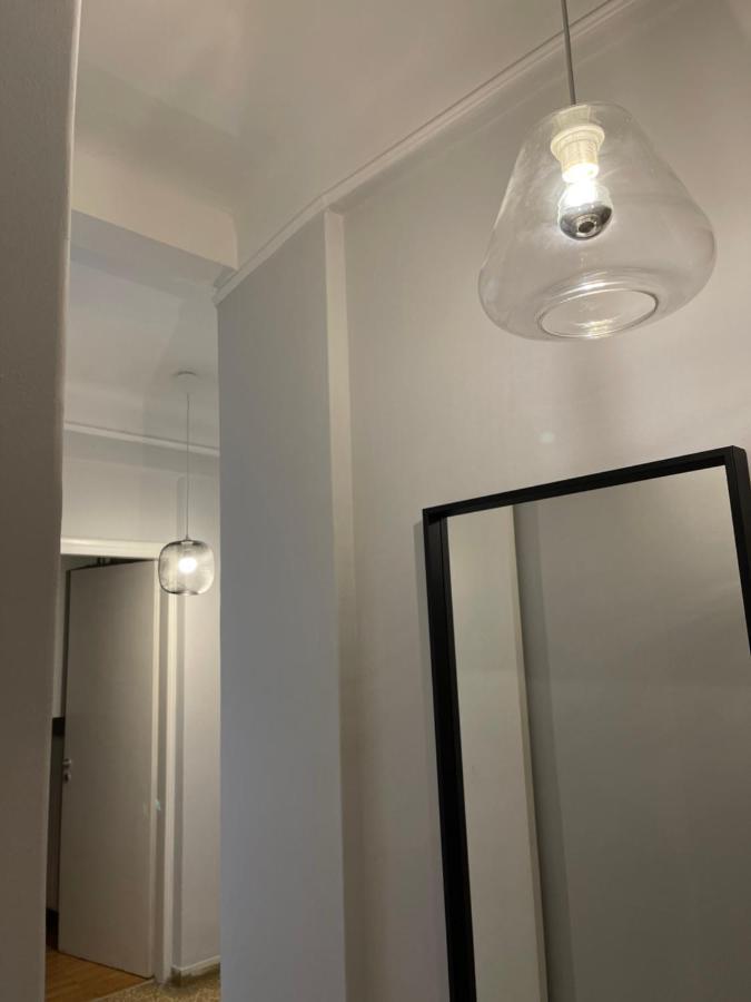 Kallimarmaro Place Apartment เอเธนส์ ภายนอก รูปภาพ