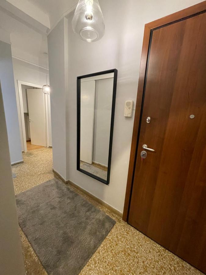 Kallimarmaro Place Apartment เอเธนส์ ภายนอก รูปภาพ