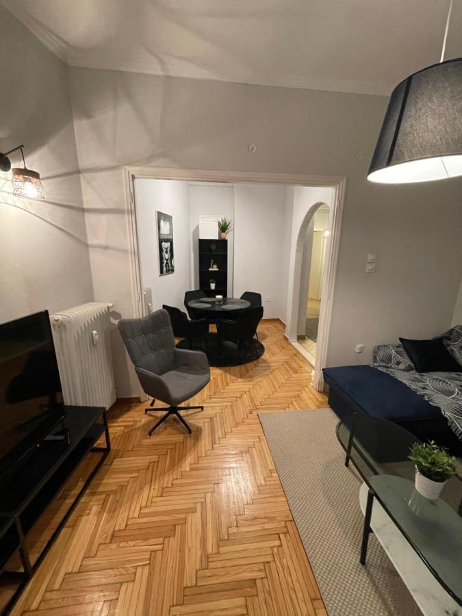 Kallimarmaro Place Apartment เอเธนส์ ภายนอก รูปภาพ